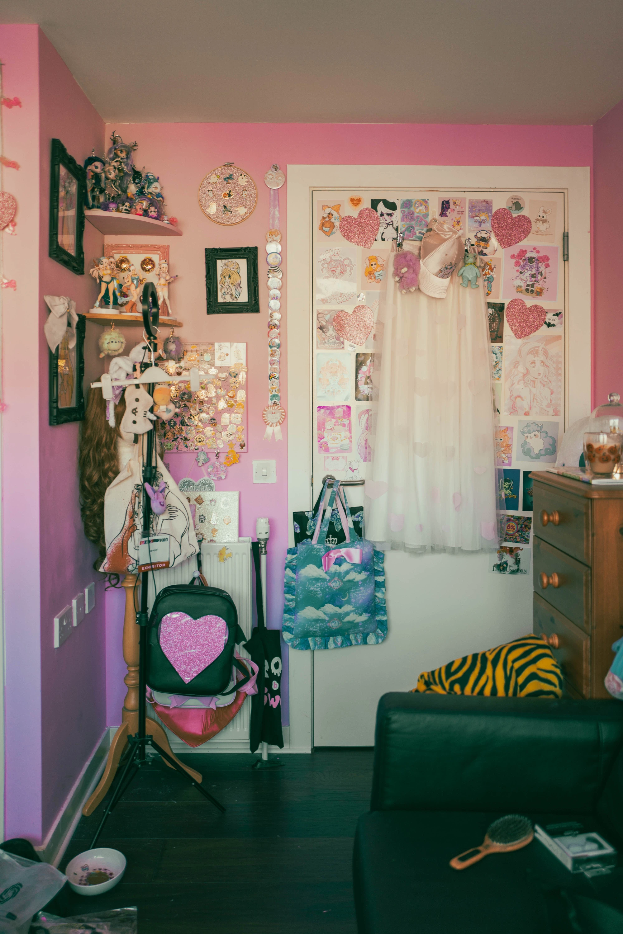 a pink, feminine bedroom.